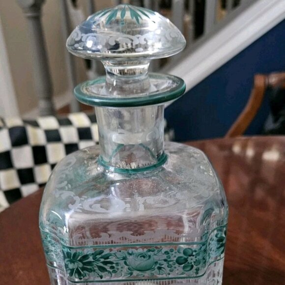 RARE ANTIQUE GREEN ACID ETCHED FLOWER BOTTLE LIQUOR WHISKEY DECANTER STOPPER JAR